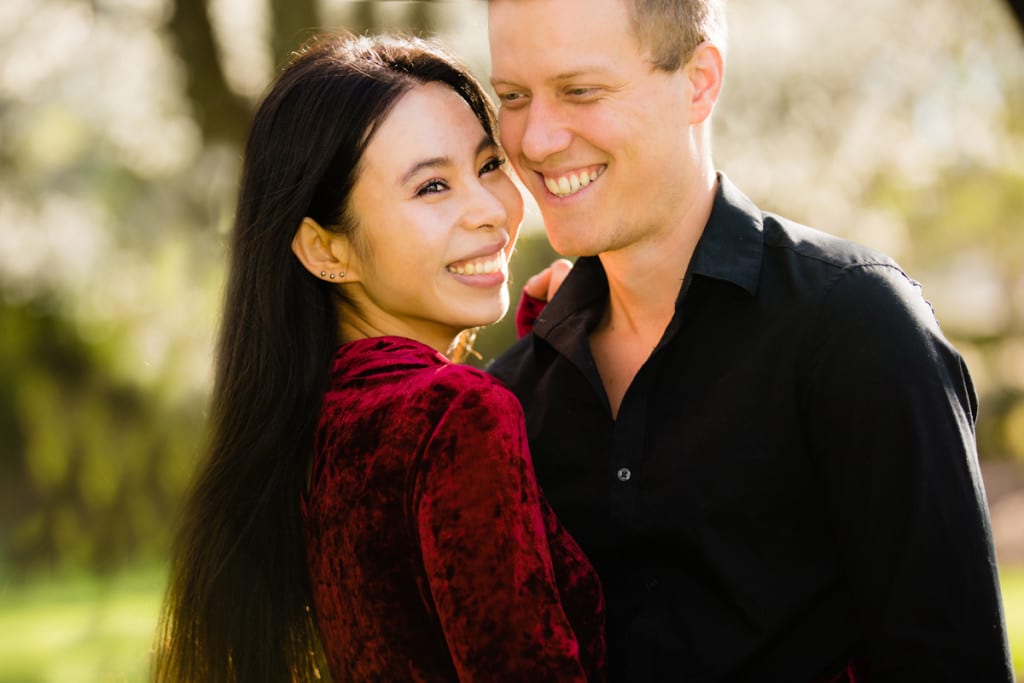 engagement-photographers-in-grass-valley
